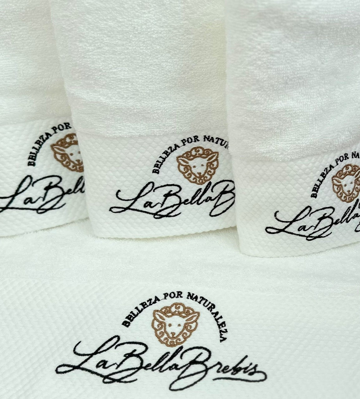 La Bella Brebis Towel